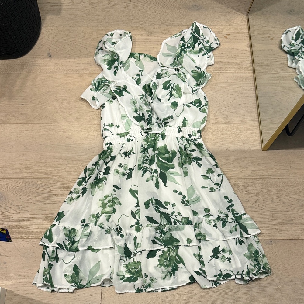 Abercrombie & Fitch Leafy Green and White Kids Dress